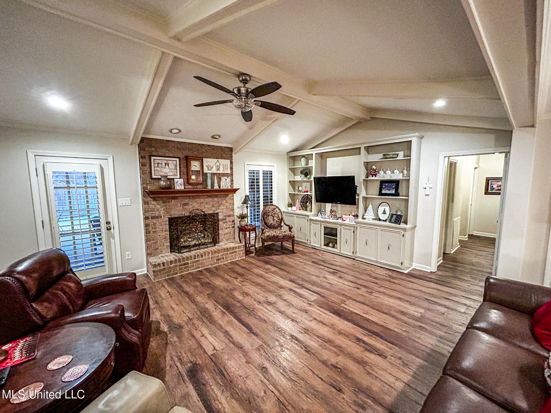 252 Woodgate Lane Brandon, MS 39042 - Photo 5 of 47 5