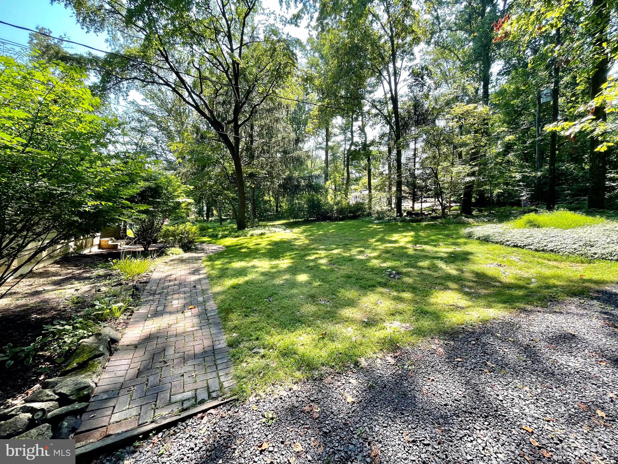 20 Crusher Road Hopewell, NJ 08525 - Photo 5 of 33 Gallery Image 5
