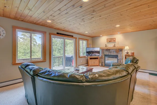 $525,000 | 78 B Street, Conway, NH 03818