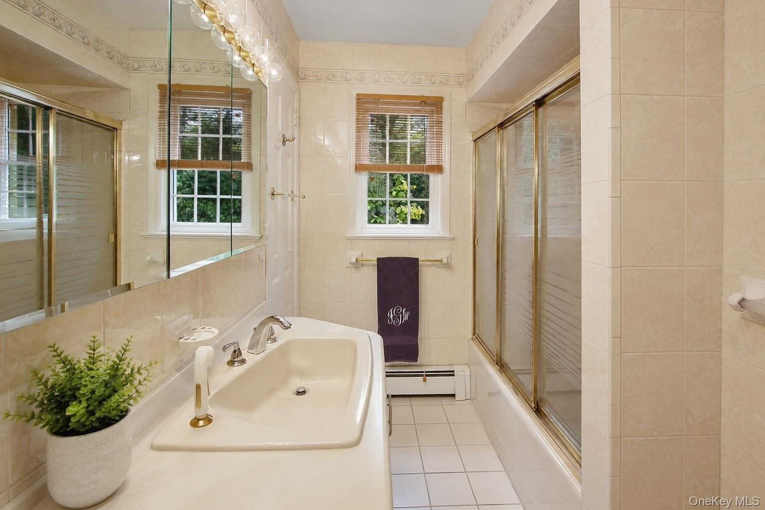 77 Shore Road Mount Sinai, NY 11766 - Photo 25 of 33