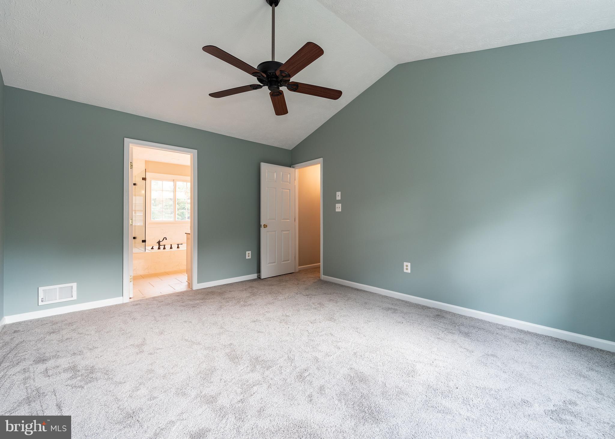 3200 Magnolia Ridge Road Annapolis, MD 21403 - Photo 13 of 31 Master Bedroom