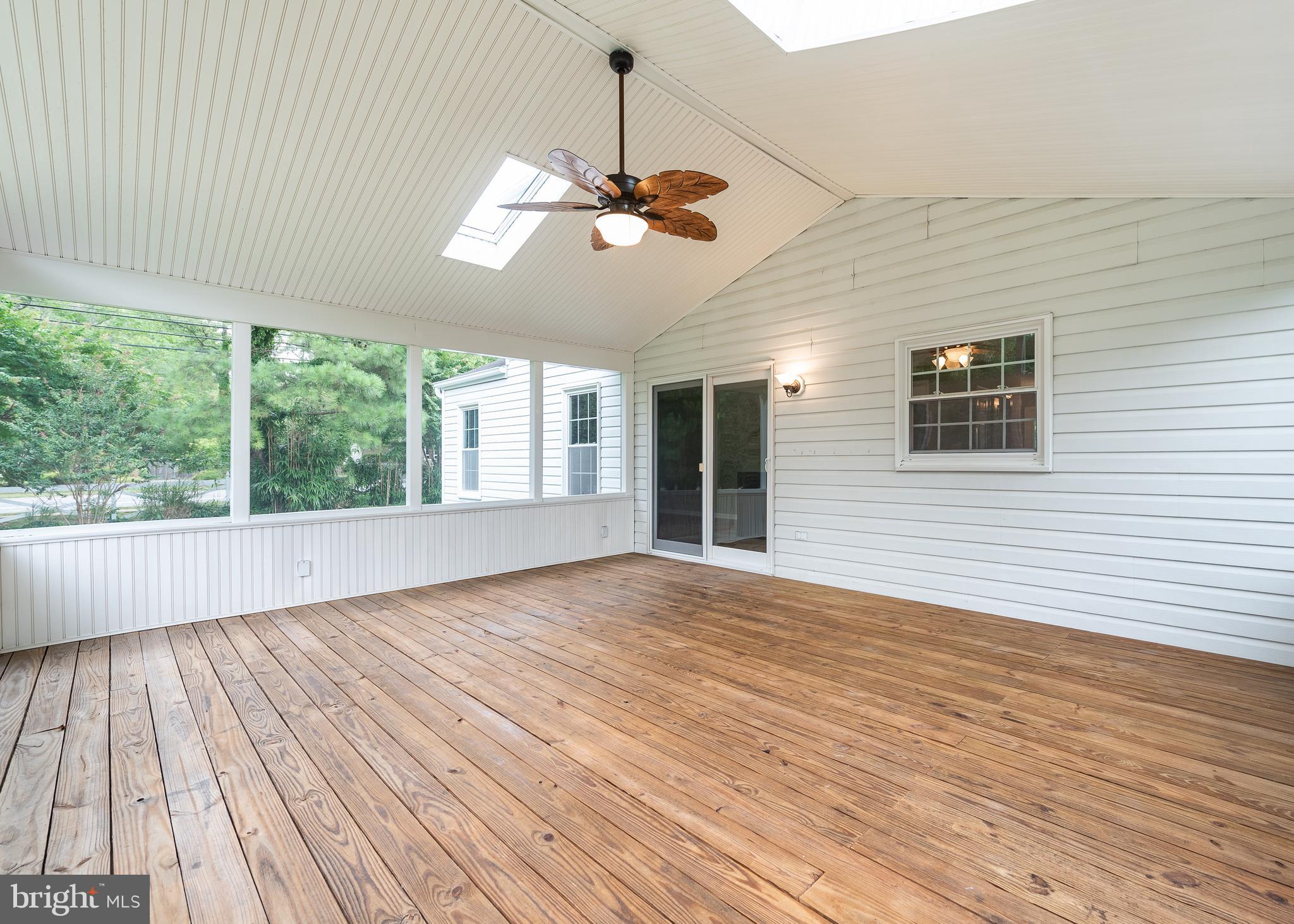 3200 Magnolia Ridge Road Annapolis, MD 21403 - Photo 27 of 31 Screened Porch