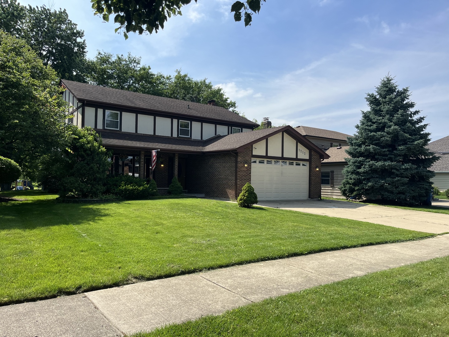 1212 Honey Hill Road Addison, IL 60101 - Photo 1 of 44