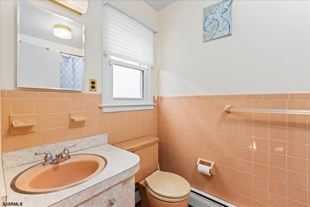 $949,000 | 411 North Douglas Avenue, Margate City, NJ 08402