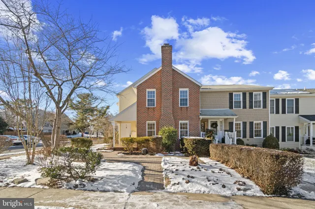 $410,000 | 2 Warren Common, Cockeysville, MD 21030