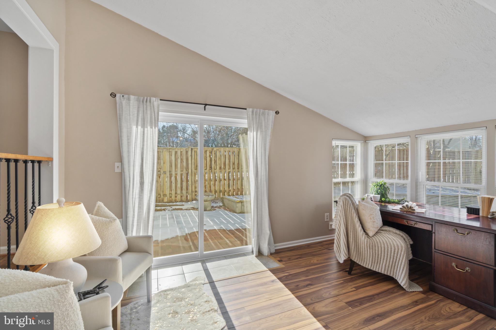 2 Warren Common Cockeysville, MD 21030 - Photo 13 of 26 Sunroom with dedicated office workspace