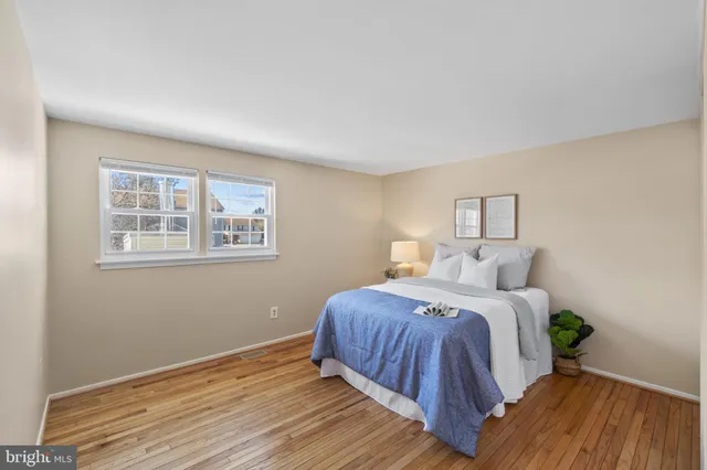 $410,000 | 2 Warren Common, Cockeysville, MD 21030