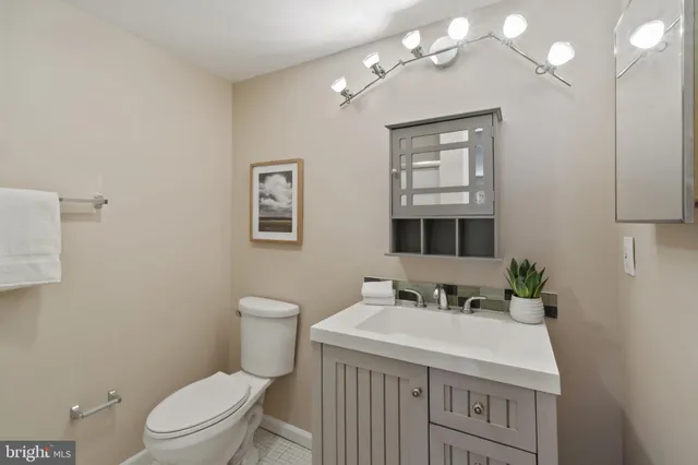 $410,000 | 2 Warren Common, Cockeysville, MD 21030