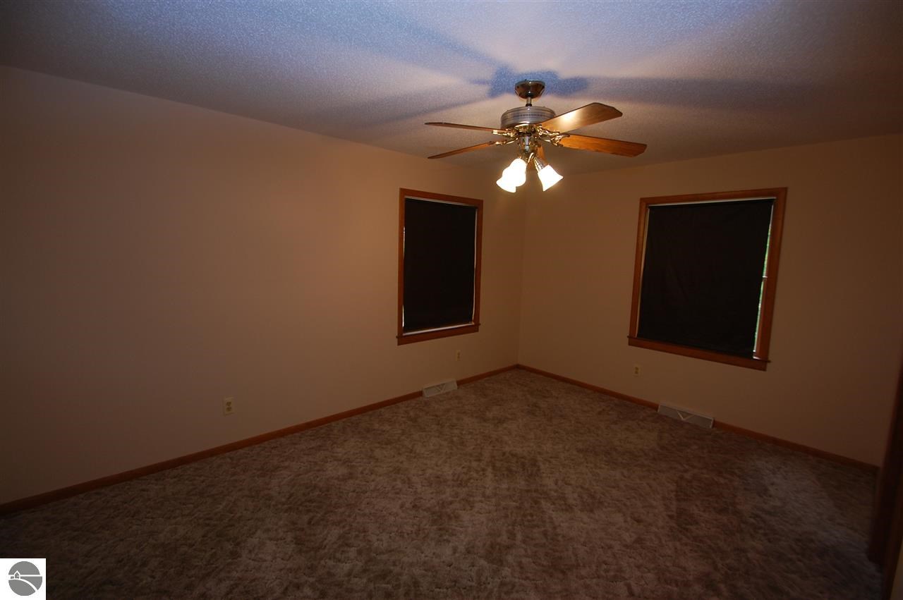 5266 Rau Road West Branch, MI 48661 - Photo 12 of 33 1791140-11.JPG