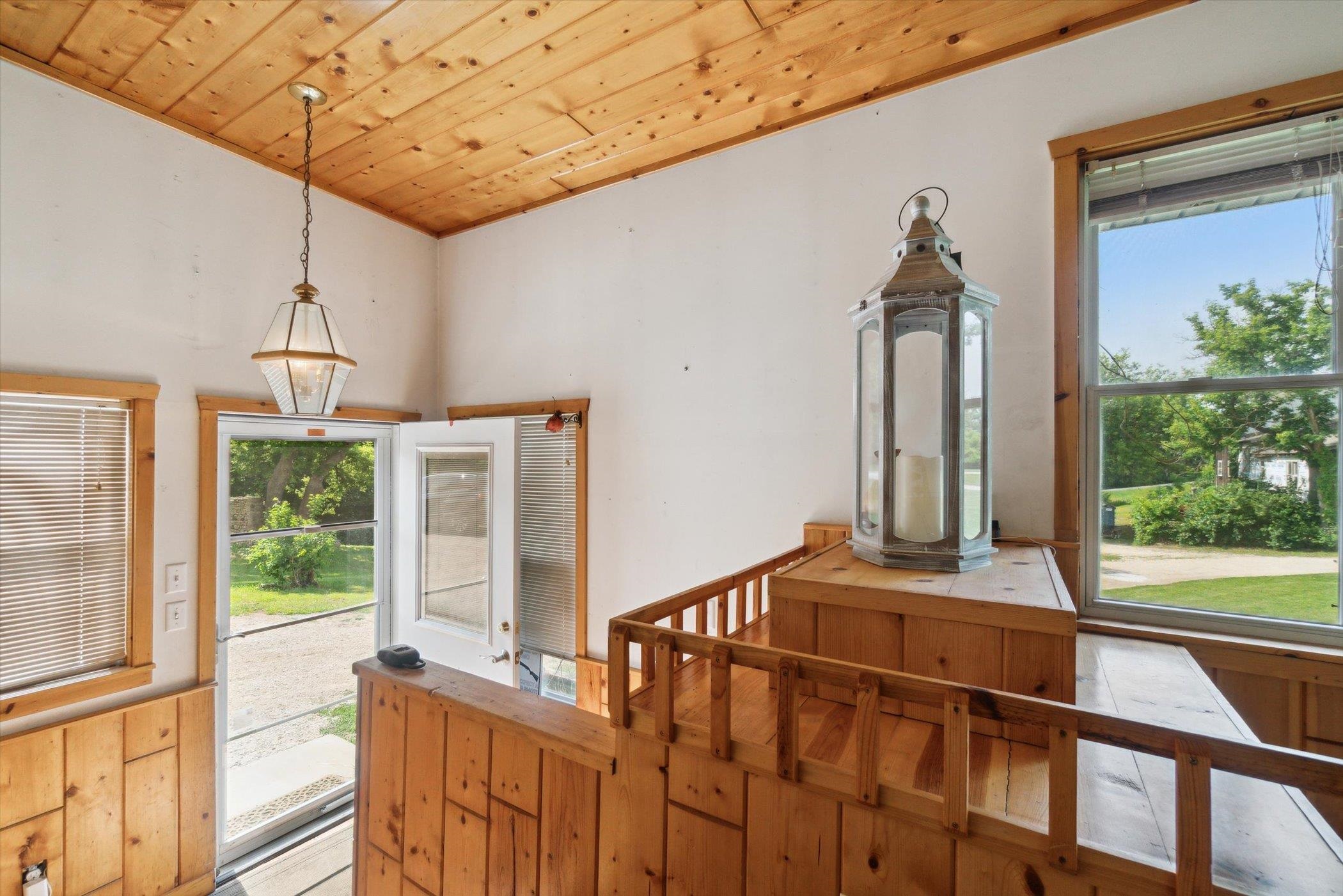 2611 S Road Burlington, WI 53105 - Photo 14 of 78