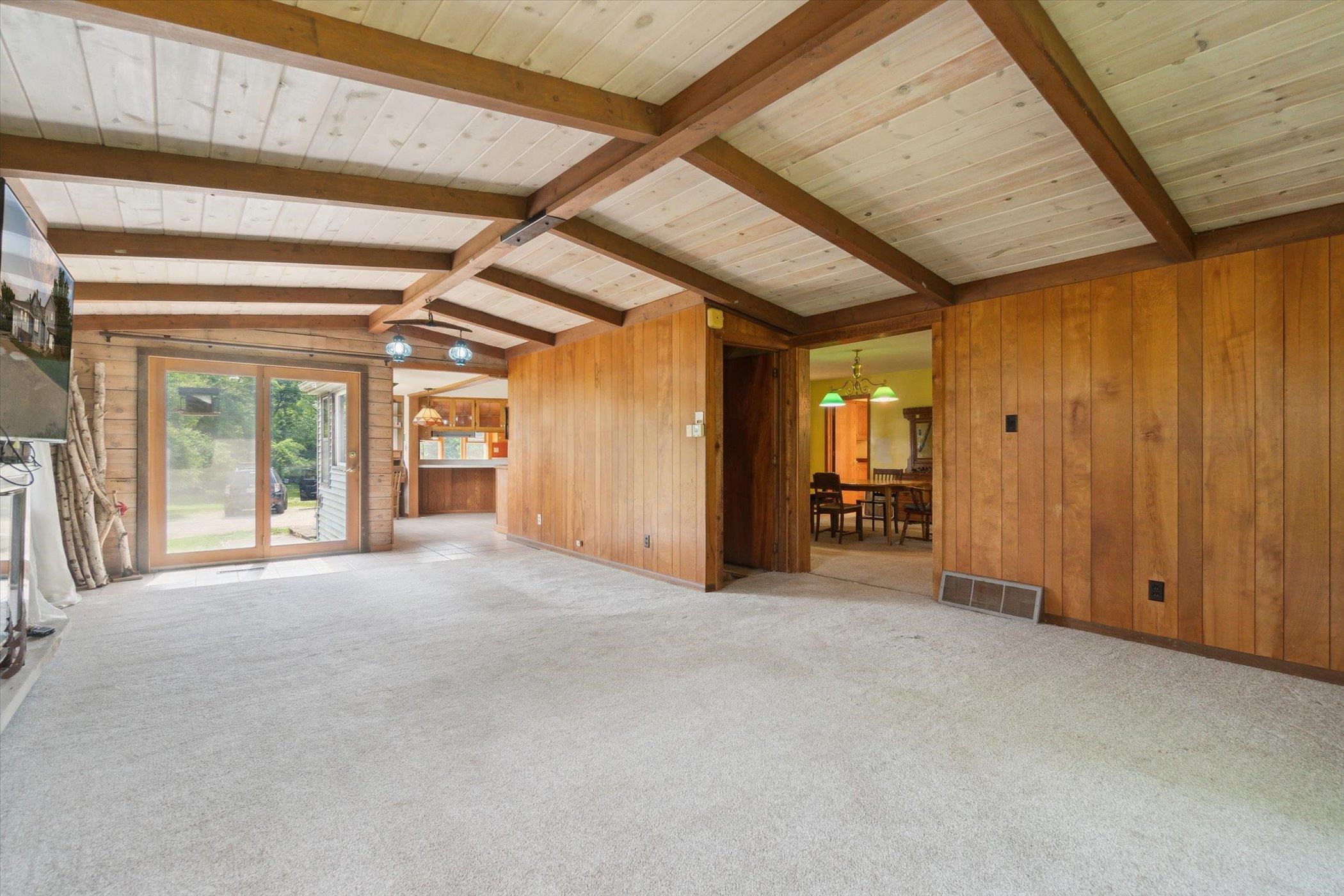 2611 S Road Burlington, WI 53105 - Photo 34 of 78