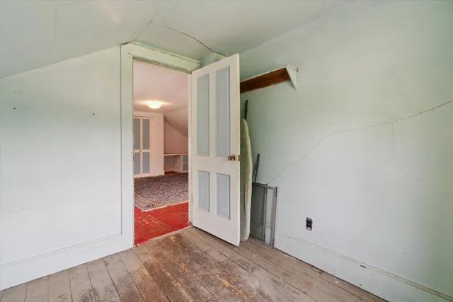 $500,000 | 2611 S Road, Burlington, WI 53105