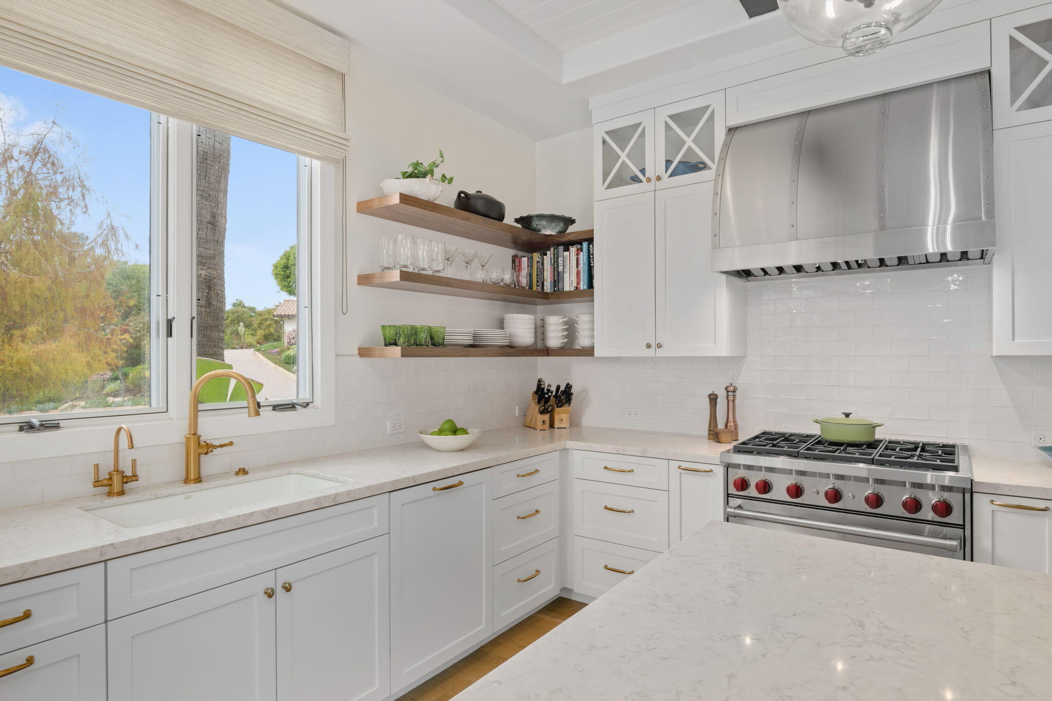 855 Miramonte Drive Santa Barbara, CA 93109 - Photo 13 of 73 21 - Kitchen