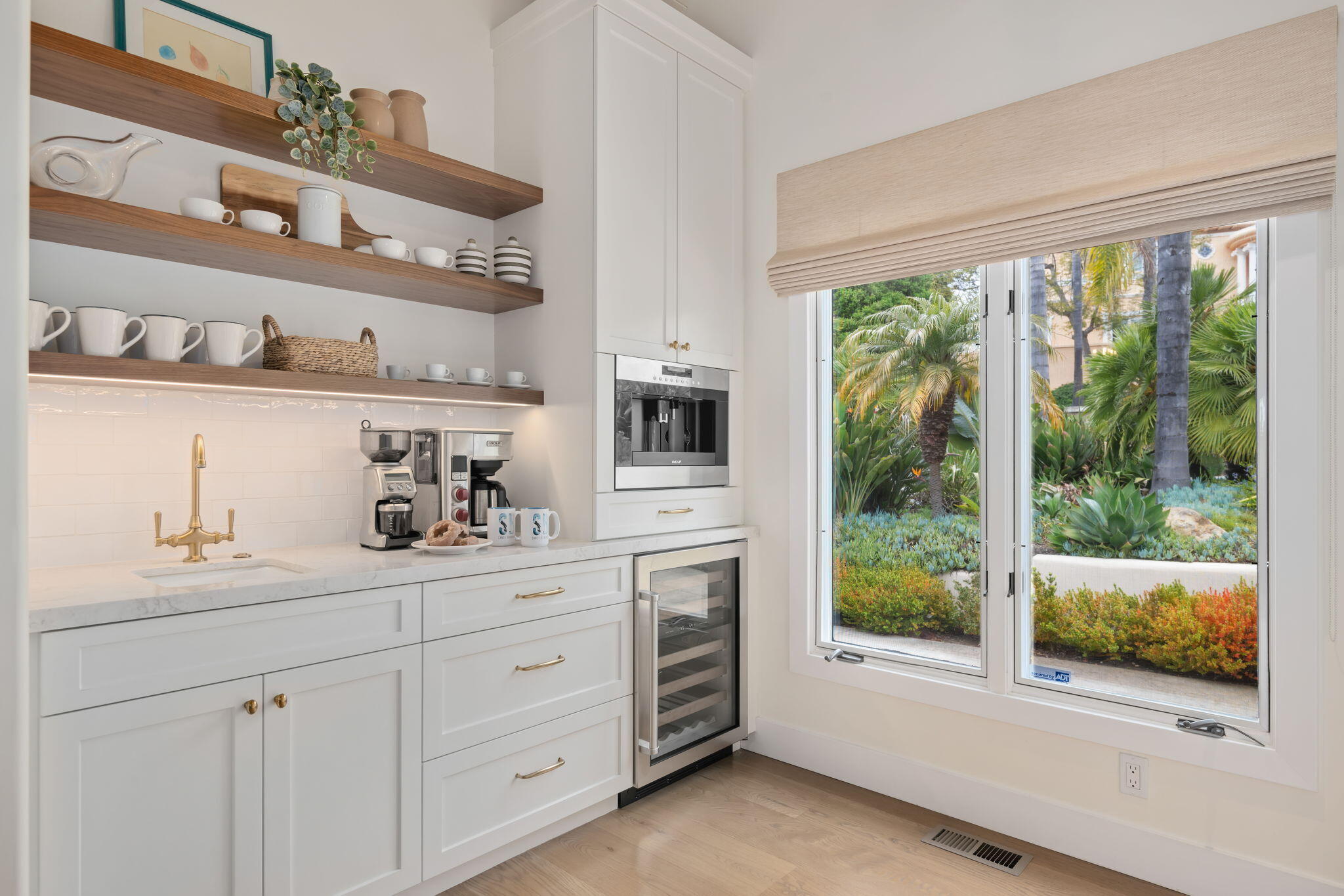 855 Miramonte Drive Santa Barbara, CA 93109 - Photo 16 of 73 23 - Coffee Station