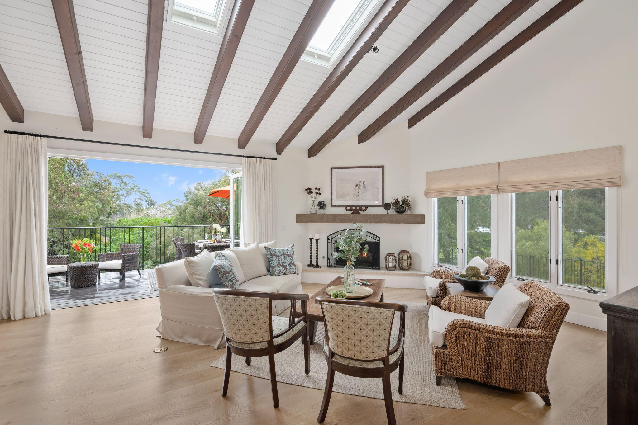 855 Miramonte Drive Santa Barbara, CA 93109 - Photo 32 of 73 06 - Family Room