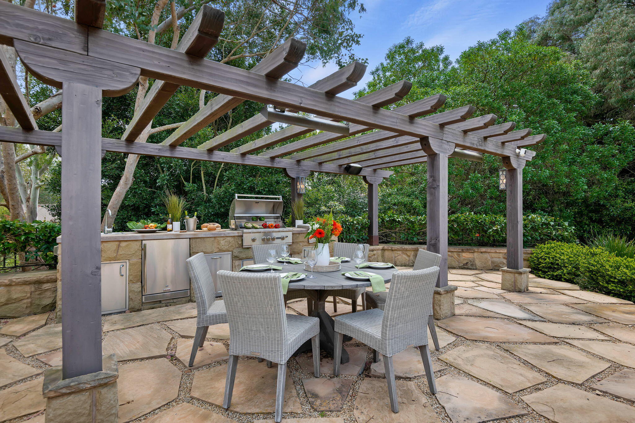 855 Miramonte Drive Santa Barbara, CA 93109 - Photo 50 of 73 73 - BBQ & Picinic Area