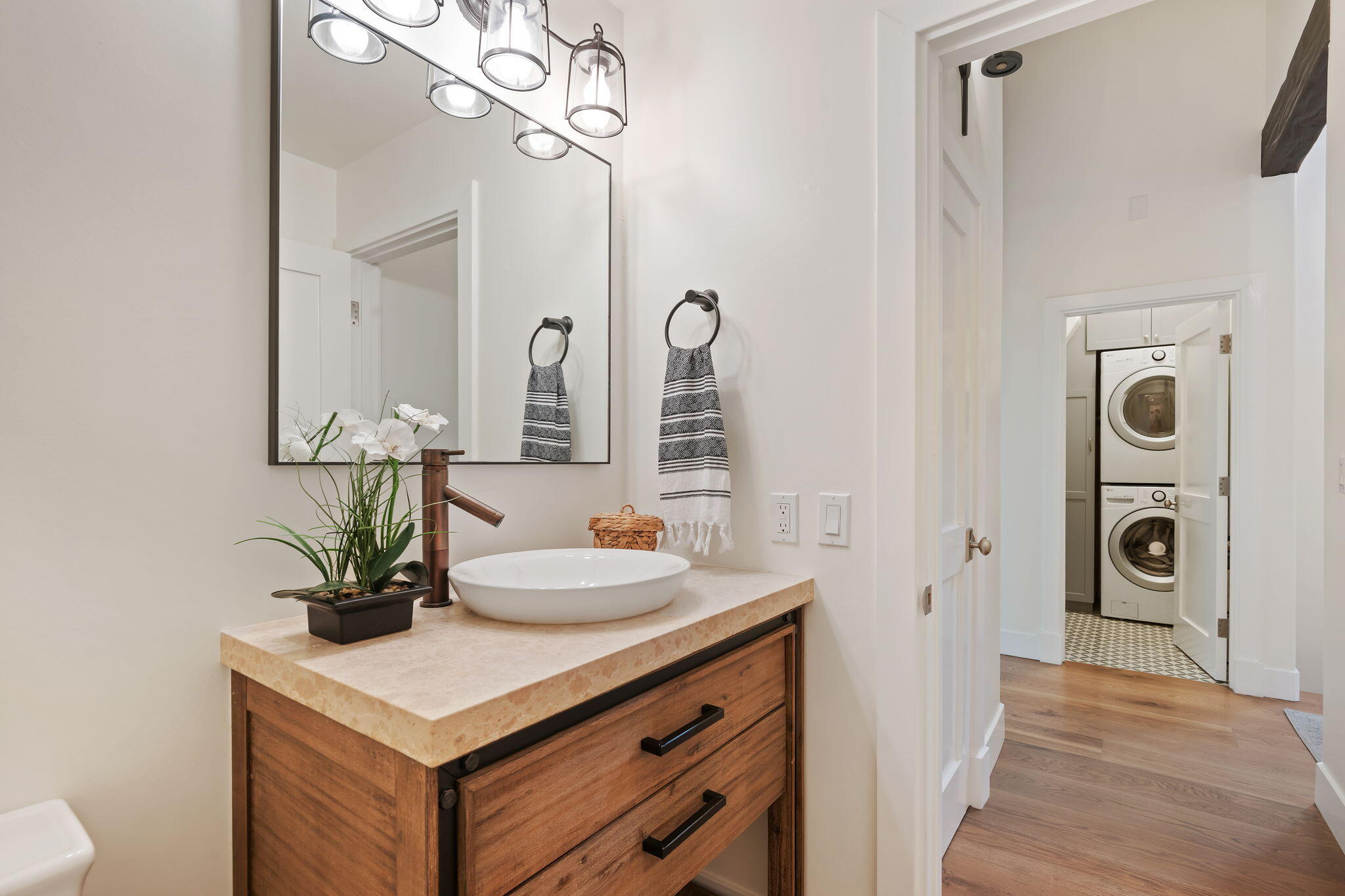 855 Miramonte Drive Santa Barbara, CA 93109 - Photo 60 of 73 41 - Powder Room