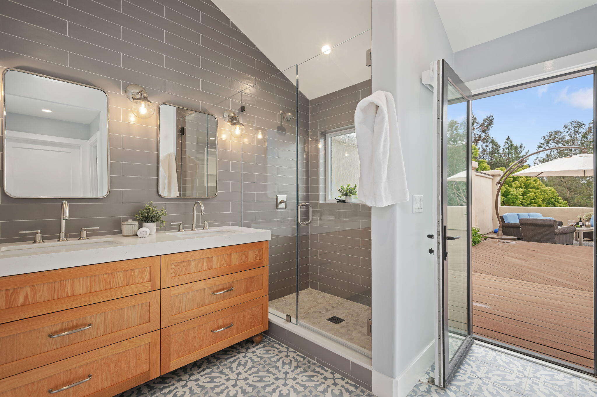 855 Miramonte Drive Santa Barbara, CA 93109 - Photo 64 of 73 46 - Bathroom 3
