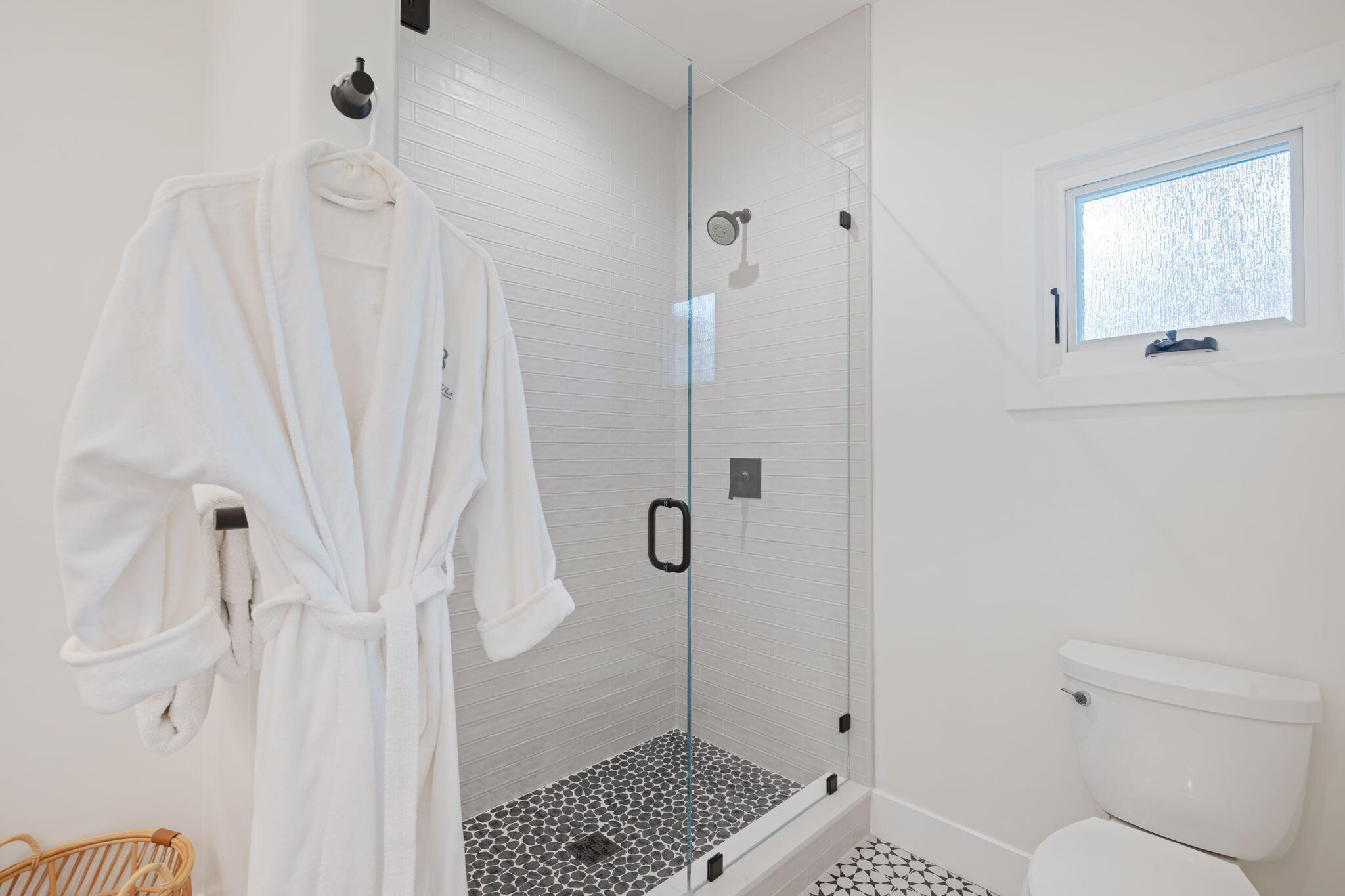 855 Miramonte Drive Santa Barbara, CA 93109 - Photo 66 of 73 49 - Bathroom 4