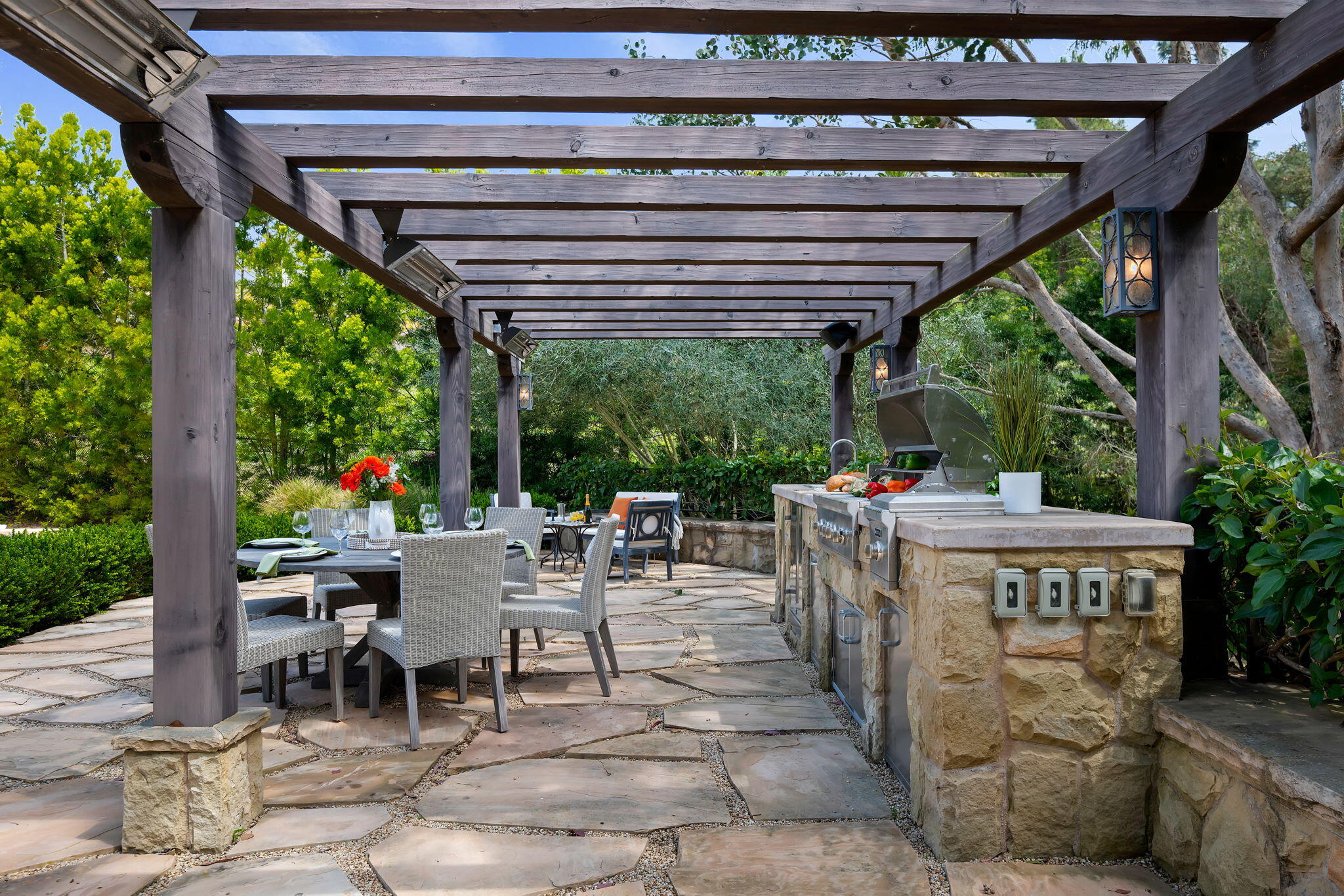 855 Miramonte Drive Santa Barbara, CA 93109 - Photo 10 of 73 79 - BBQ & Picinic Area