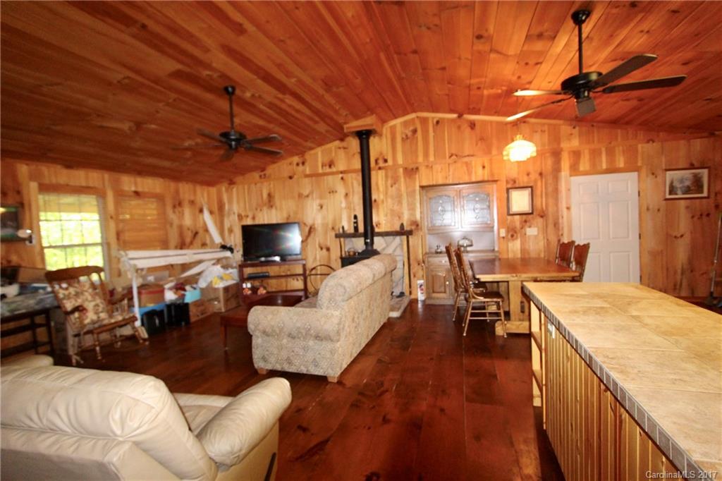 500 Fox Den Road Brevard, NC 28712 - Photo 5 of 24 Gallery Image 5