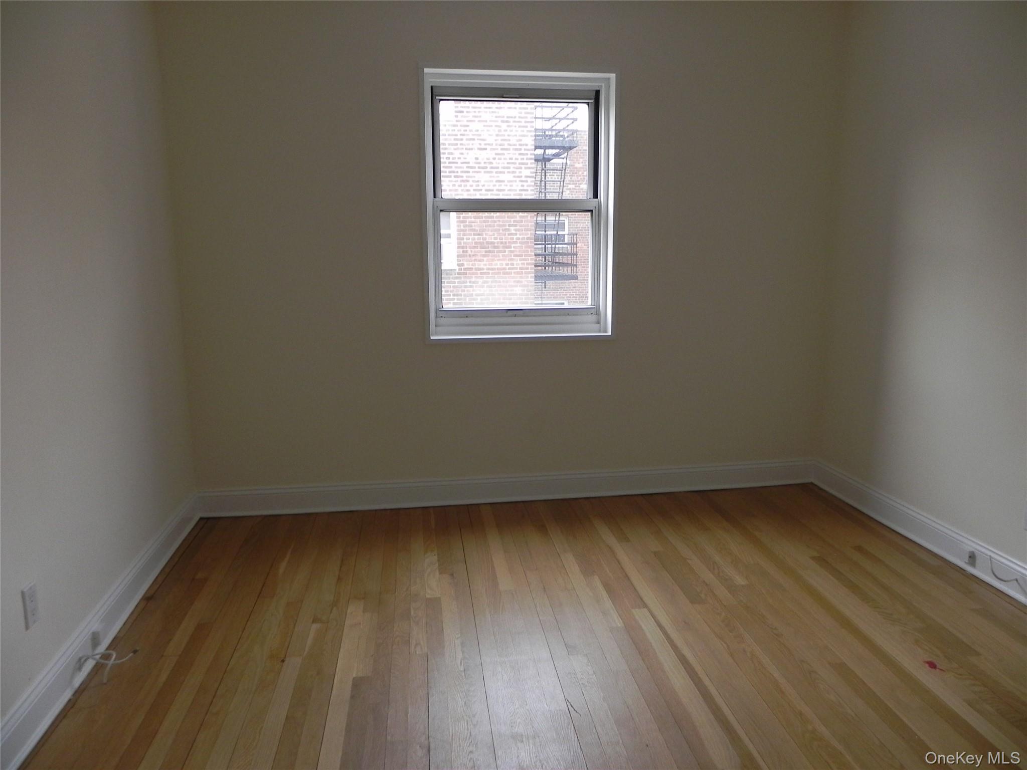 11 Schenck Avenue, Unit 2D Great Neck, NY 11021 - Photo 12 of 12