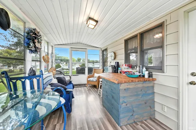 $350,000 | 715 East 680th Street South, Wolcottville, IN 46795