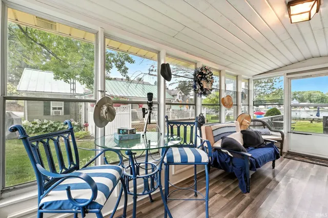 $350,000 | 715 East 680th Street South, Wolcottville, IN 46795