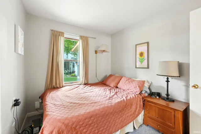 $350,000 | 715 East 680th Street South, Wolcottville, IN 46795