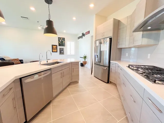 $6,200 | 10711 Aqua Court, Parkland, FL 33076