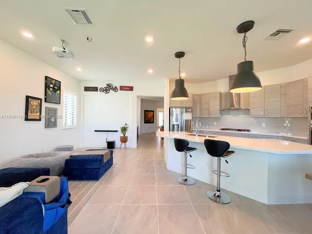 $6,200 | 10711 Aqua Court, Parkland, FL 33076