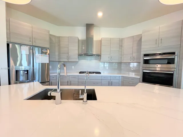 $6,200 | 10711 Aqua Court, Parkland, FL 33076