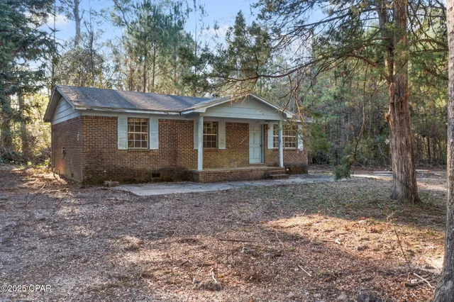 $59,999 | 2280 Bear Hewett Landing Road, Caryville, FL 32425