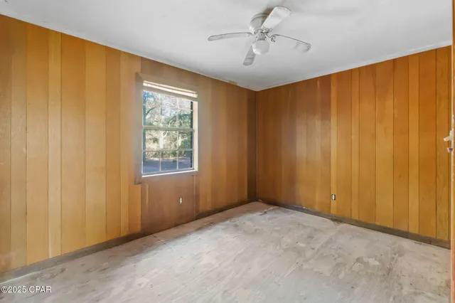 $59,999 | 2280 Bear Hewett Landing Road, Caryville, FL 32425