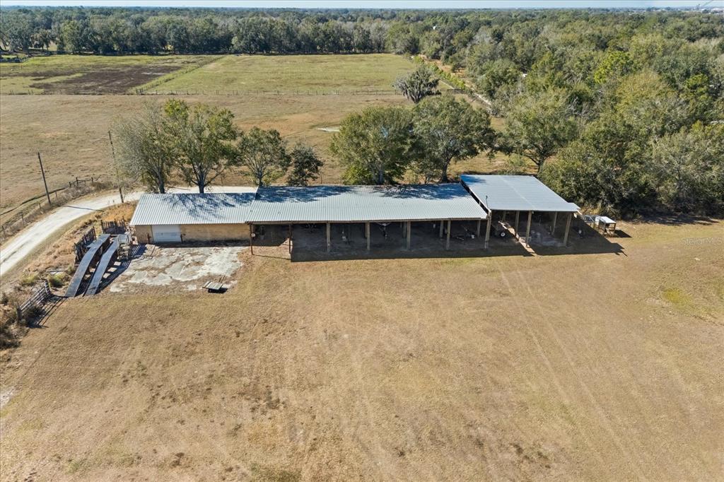 3865 Rabbit Run Road Wauchula, FL 33873 - Photo 35 of 43 a view of a lake with a mountain