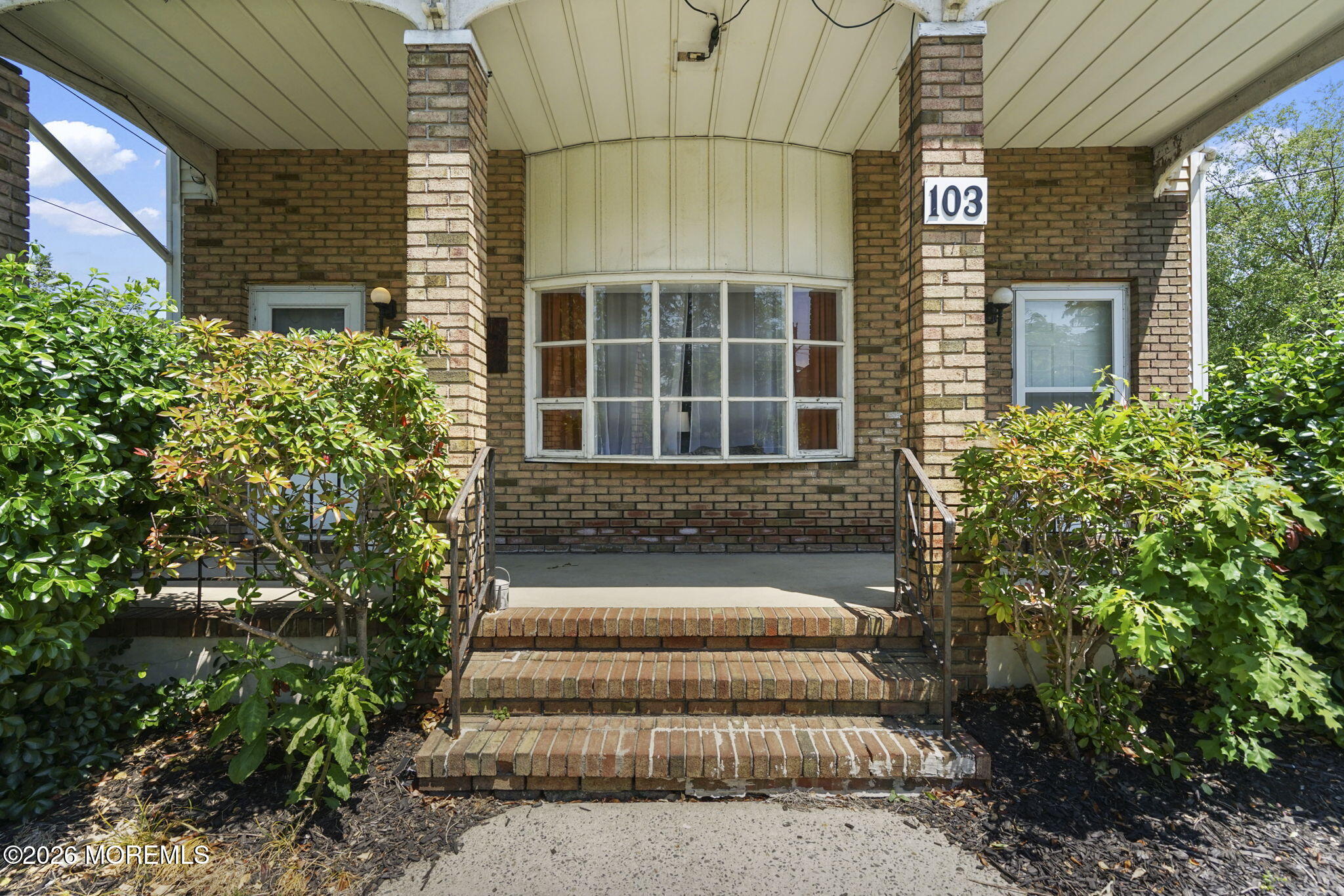 103 Main Street, Unit UPSTAIRS Keyport, NJ 07735 - Photo 9 of 27 Front