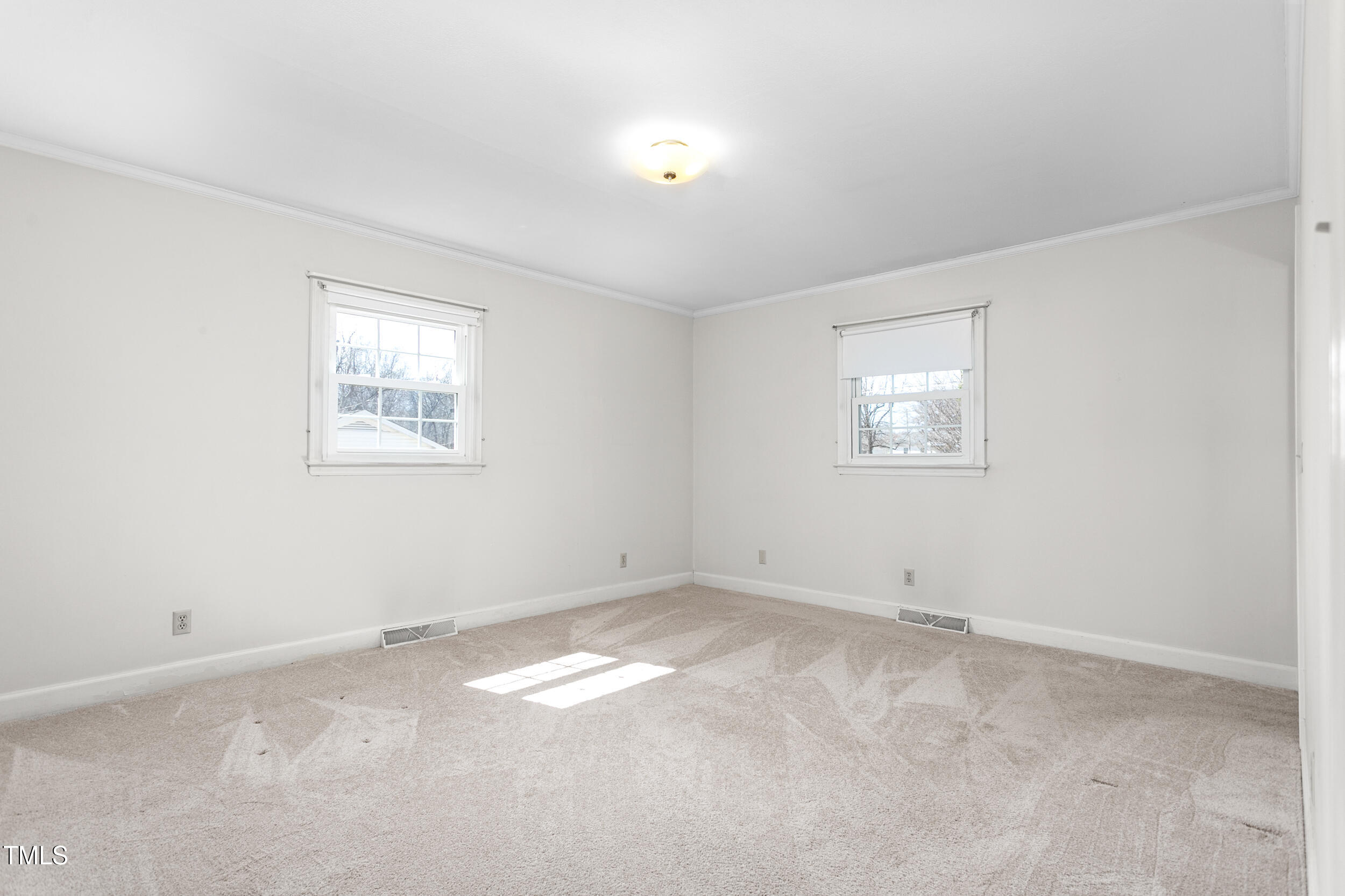 2103 Huntington Road Burlington, NC 27215 - Photo 26 of 36 2103 Huntington Road-24