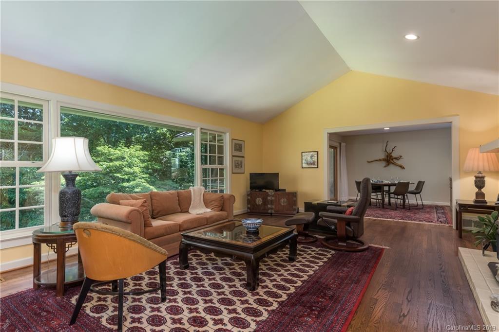 70 Mimosa Road Tryon, NC 28782 - Photo 3 of 32