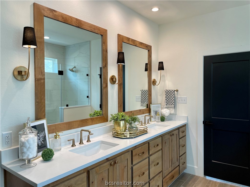 5023 Grayson Way Bryan, TX 77802 - Photo 9 of 25 Gallery Image 9