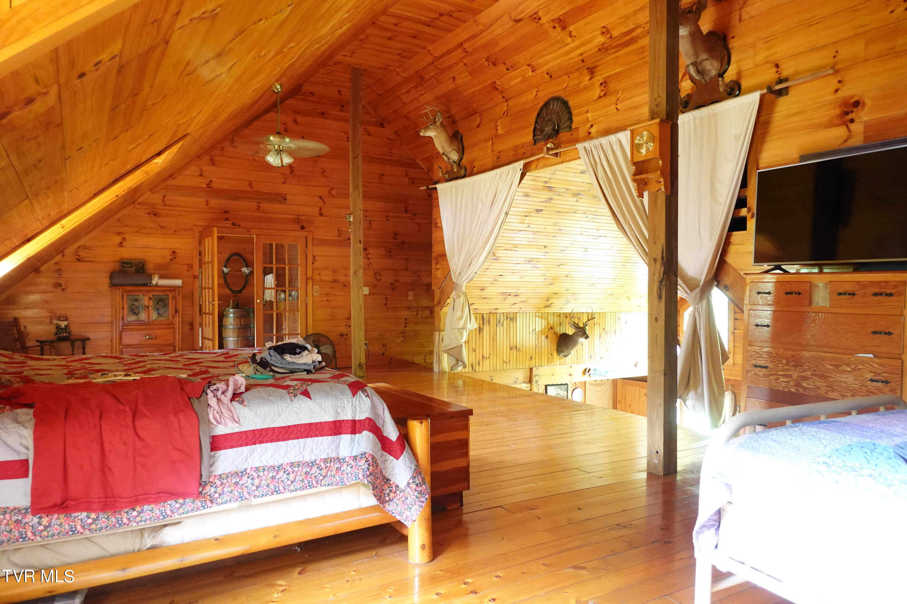 639 Dream Farm Road Birchleaf, VA 24220 - Photo 29 of 153 DSC00188