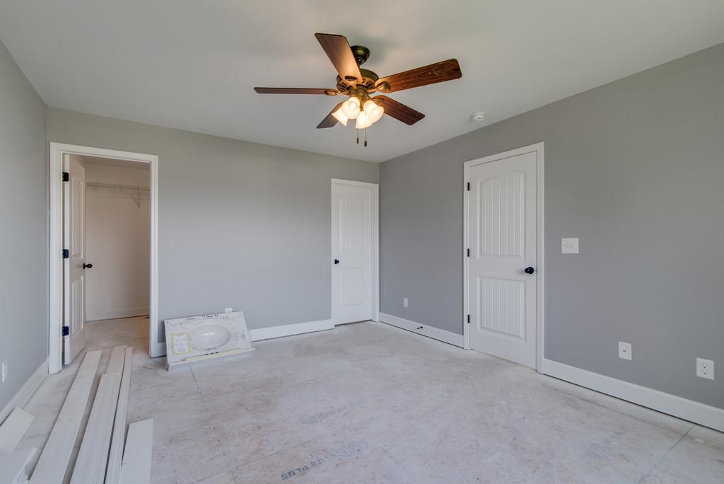 992 Hooper Road Charlotte, TN 37036 - Photo 7 of 24 Gallery Image 7