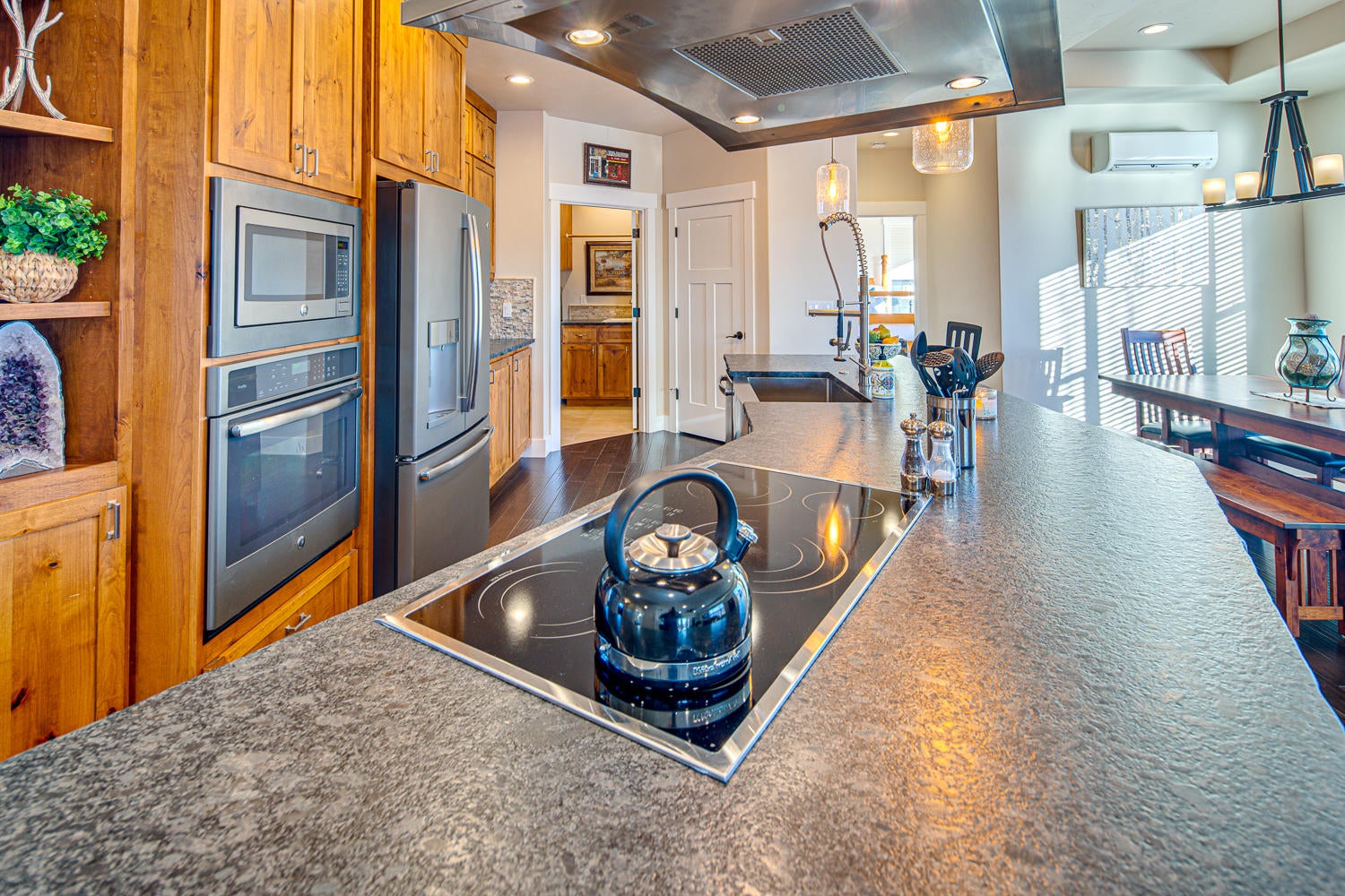 1866 Turnstone Road Redmond, OR 97756 - Photo 14 of 34 1866-044