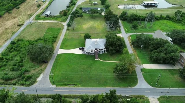 $399,000 | 5240 Jean Lafitte Boulevard, Lafitte, LA 70067