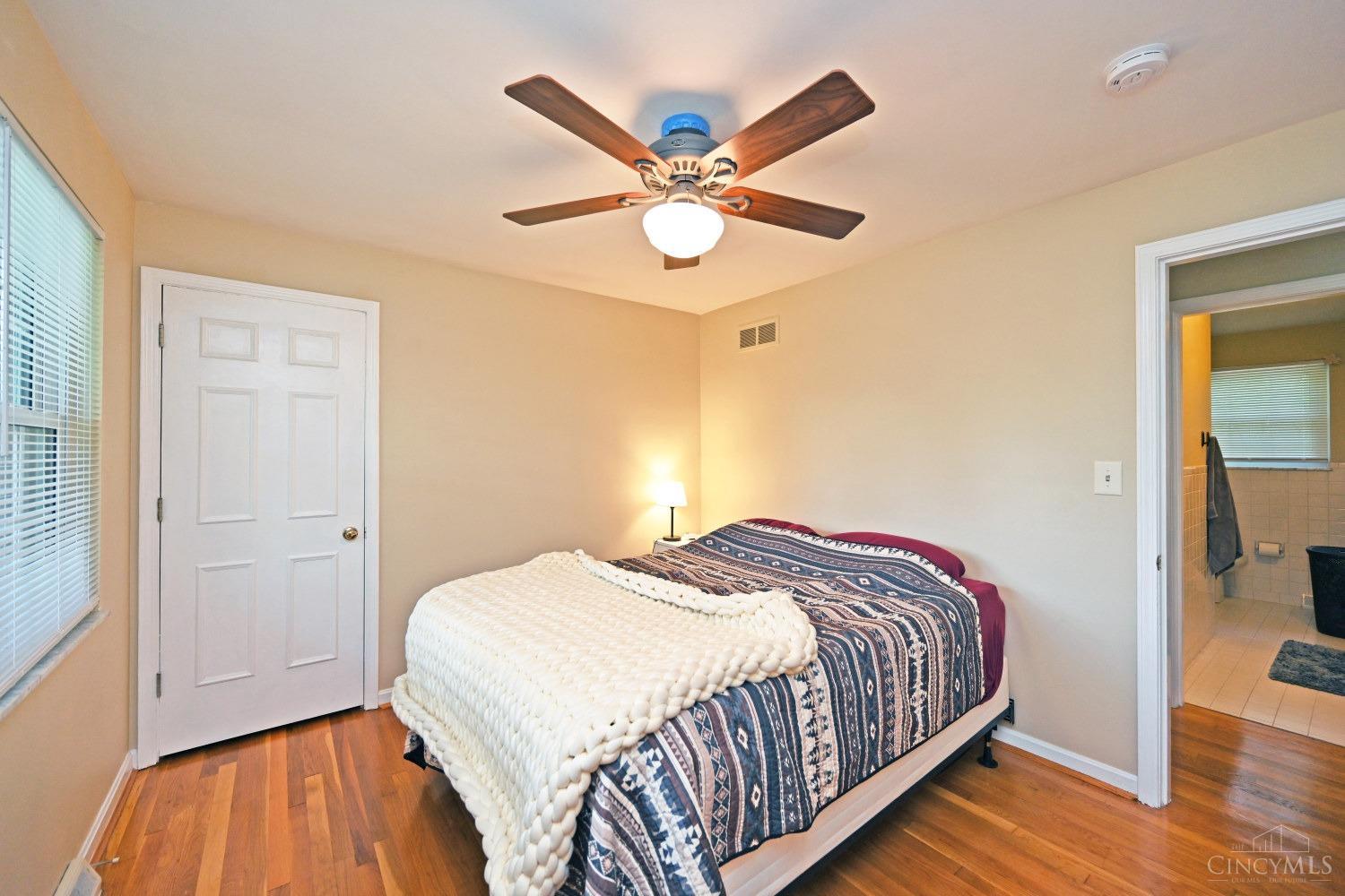 7777 Kugler Mill Road Cincinnati, OH 45243 - Photo 26 of 41
