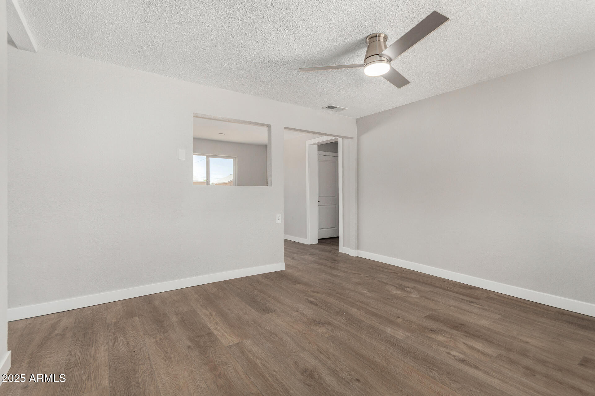 3933 West Nancy Lane Phoenix, AZ 85041 - Photo 12 of 33 12 - Nancy