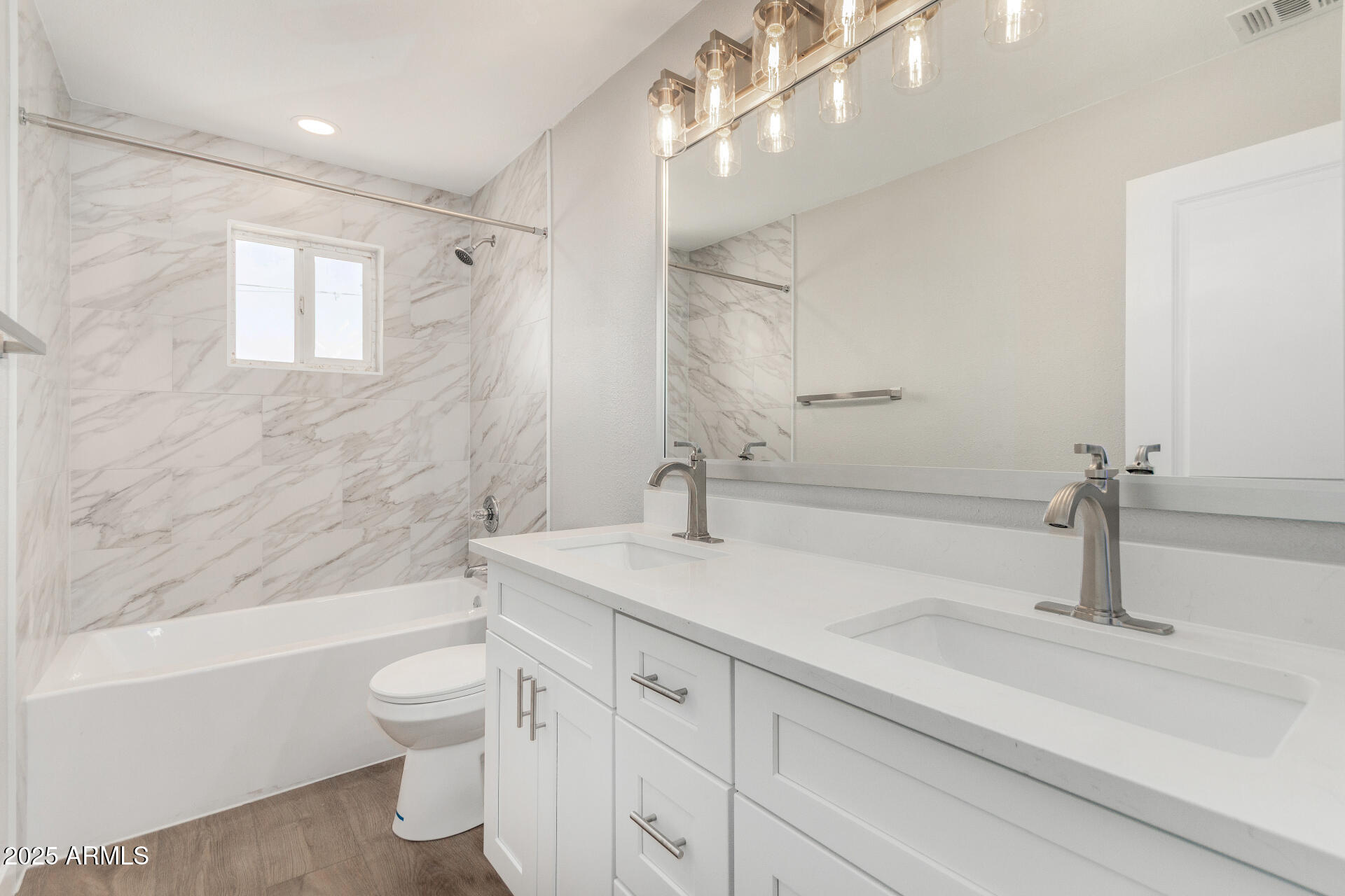 3933 West Nancy Lane Phoenix, AZ 85041 - Photo 19 of 33 27 - Nancy