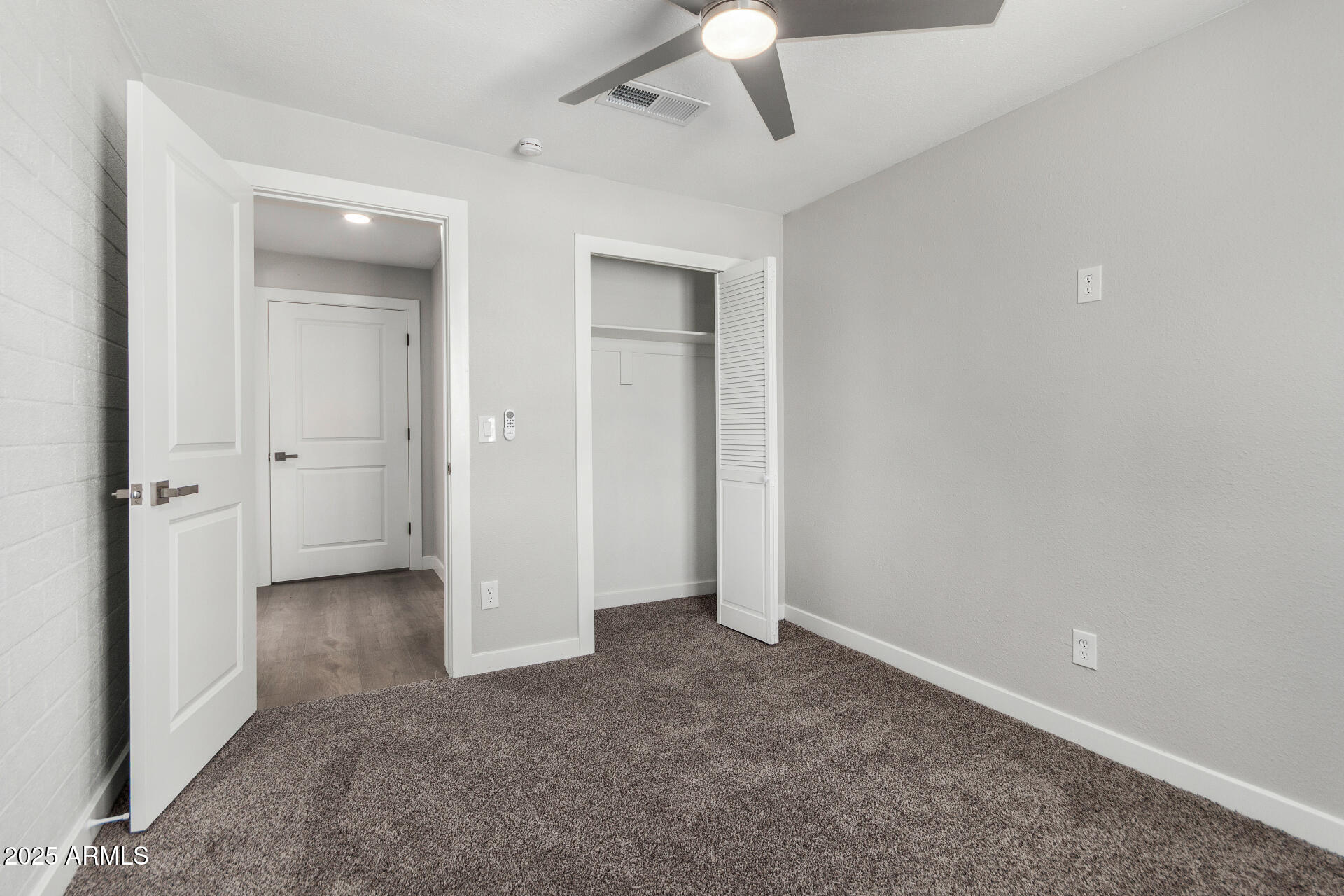 3933 West Nancy Lane Phoenix, AZ 85041 - Photo 21 of 33 18 - Nancy