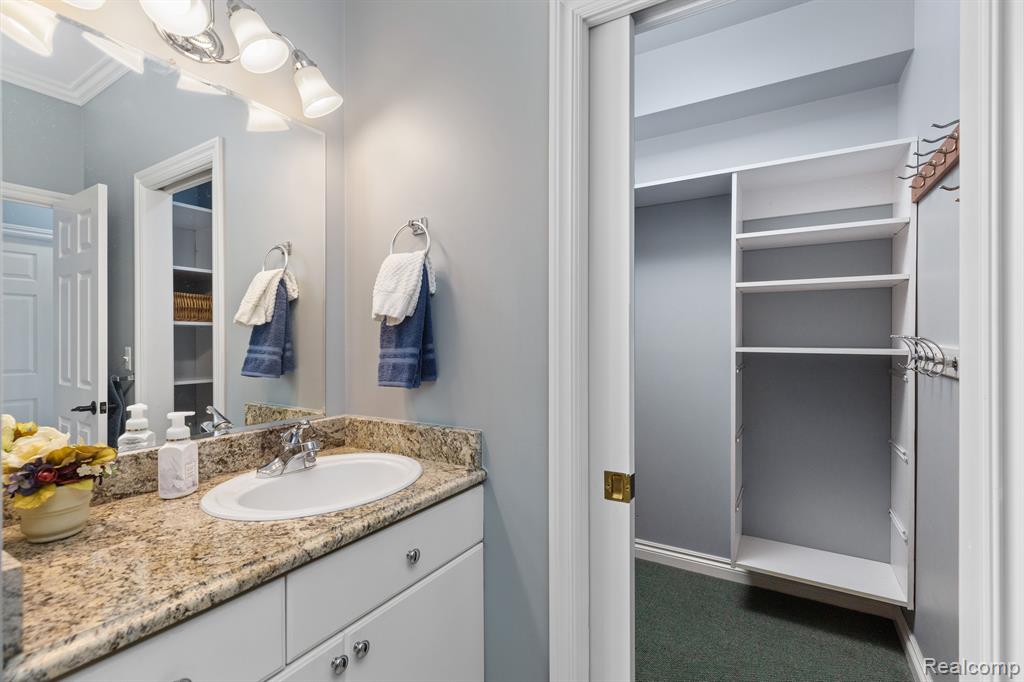 1424 Pebble Ridge Drive Rochester, MI 48307 - Photo 28 of 72
