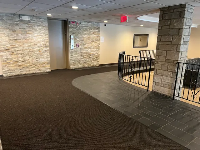 a view of livingroom with furniture