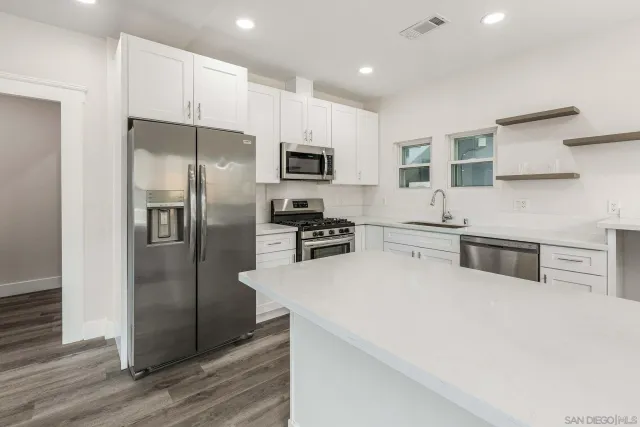 $2,895,000 | 2715 Columbia Street, San Diego, CA 92103